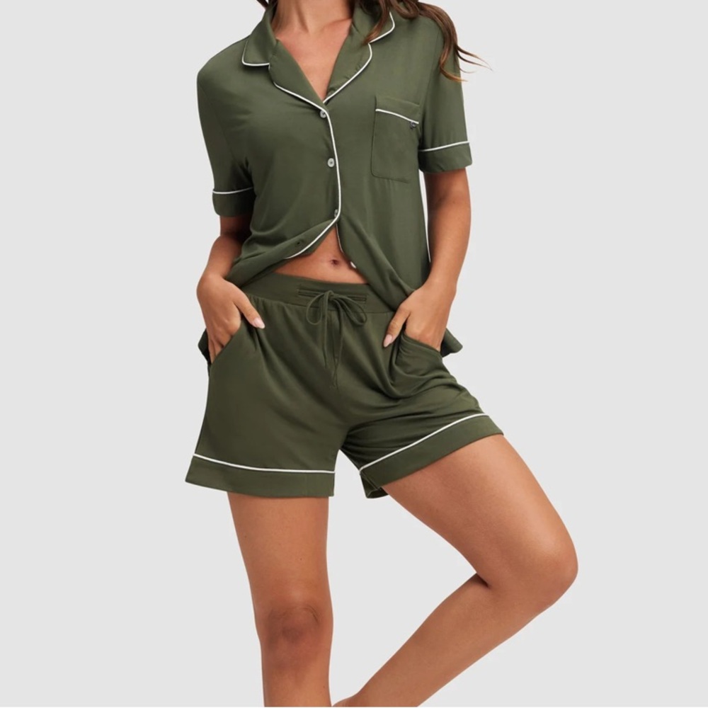 COZY EARTH NWT Women's Bamboo Stretch-Knit Pajama Shorts Olive Size Large - Picture 2 of 8